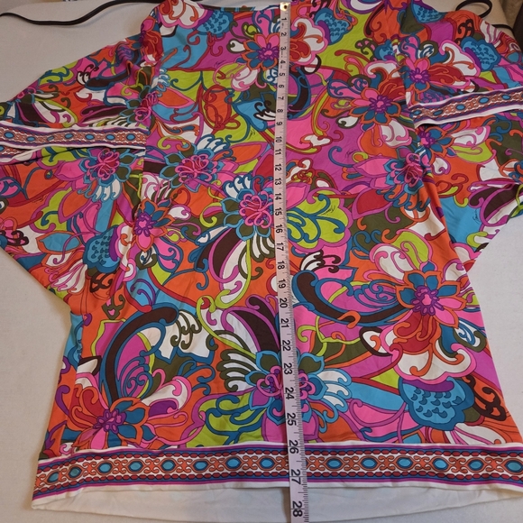 Trina Turk Fiji Flowers Swim Cover Up Large - Picture 8 of 9